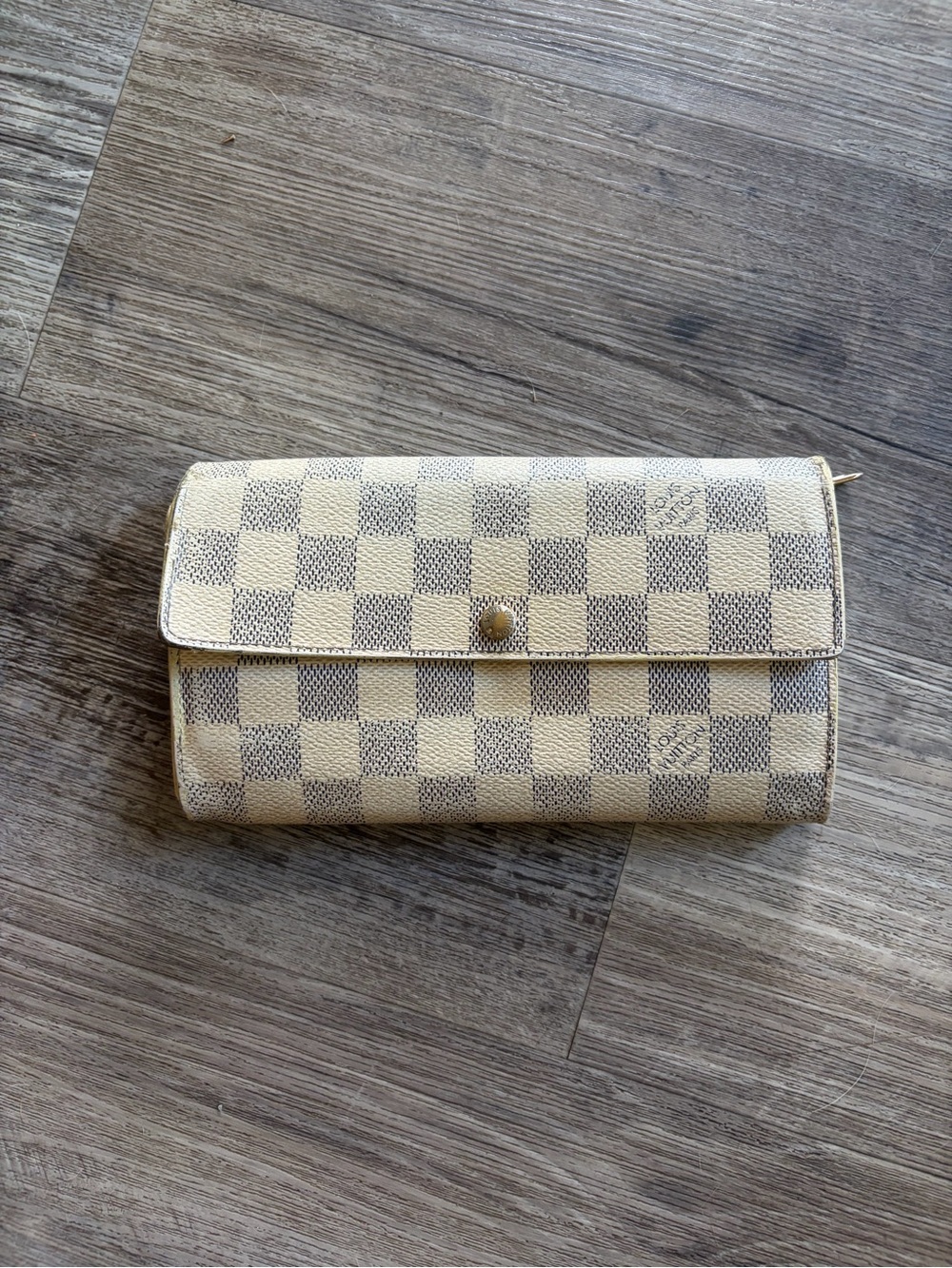 Louis Vuitton Damier Azur Sarah Wallet (As Is)